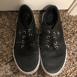 Sperry size 1 boys